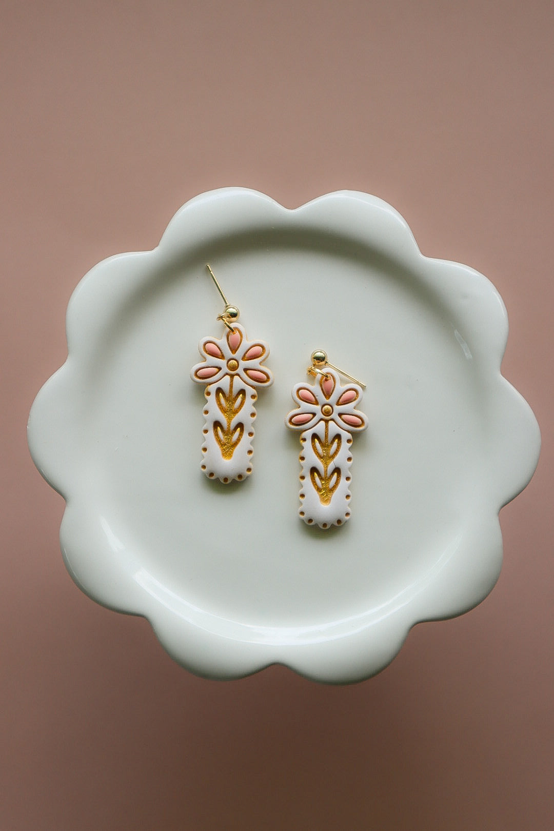 Spring Flower | White
