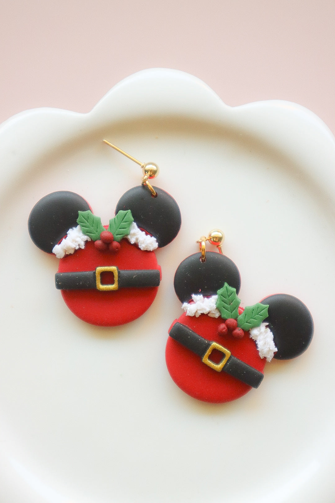 Holly Jolly Magical Mouse Santa