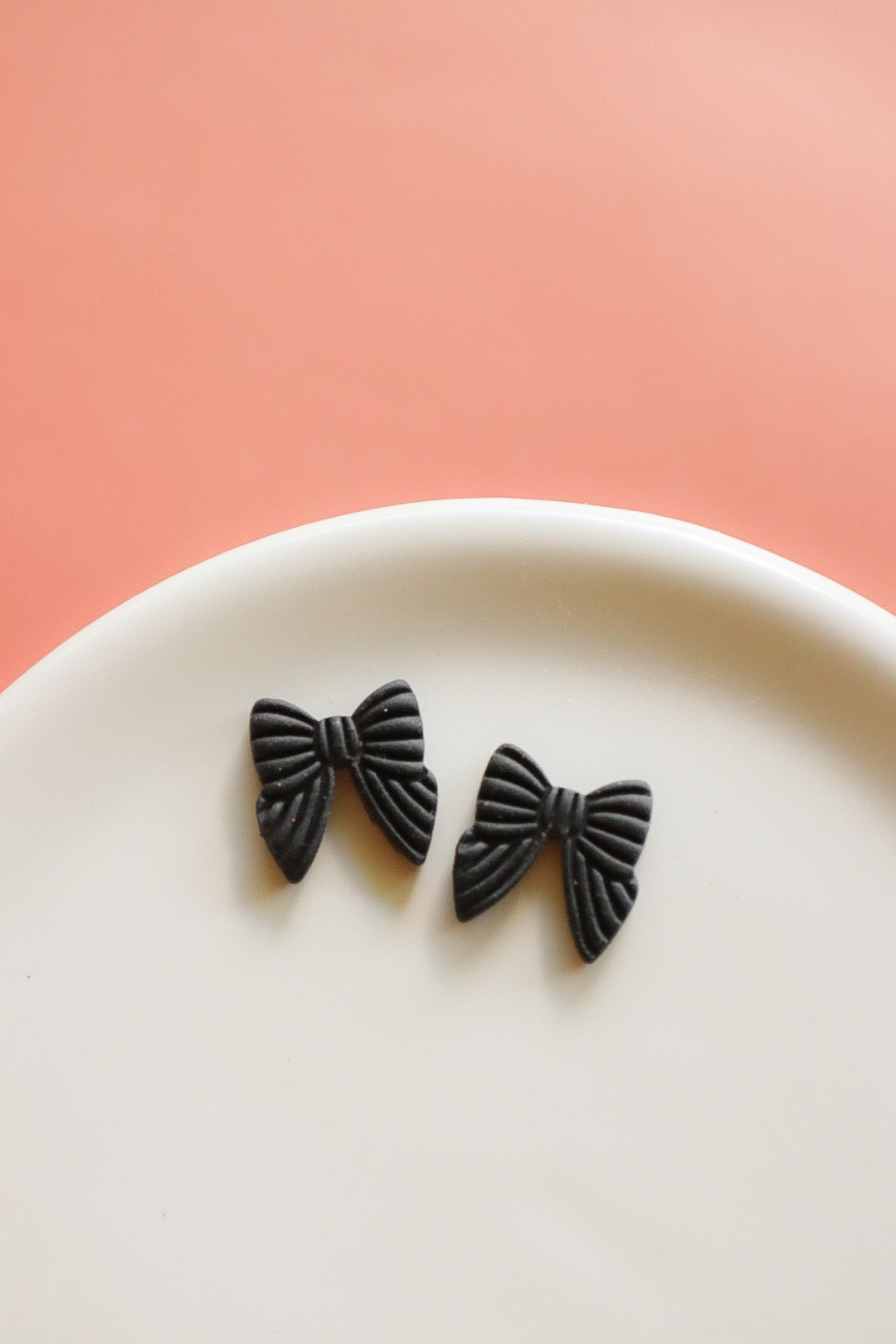 Black Bow Stud