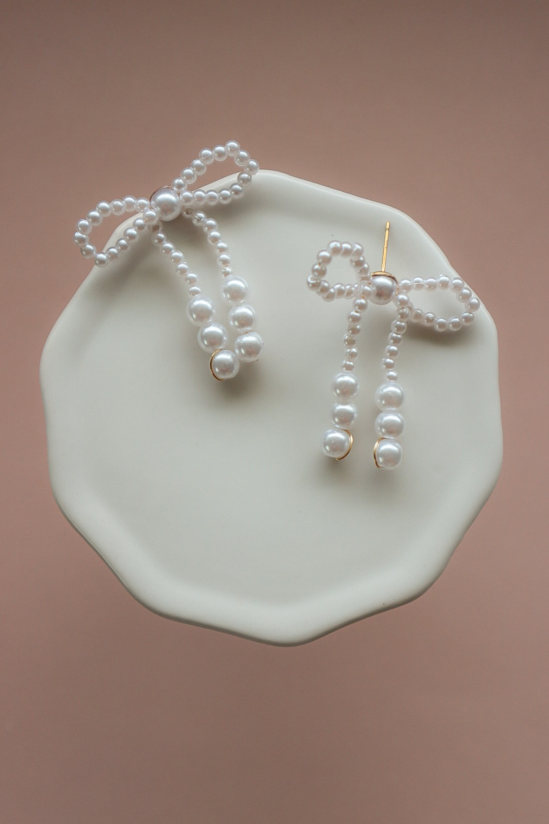 VALENTINE’S DAY BOUTIQUE | Pearl Bows