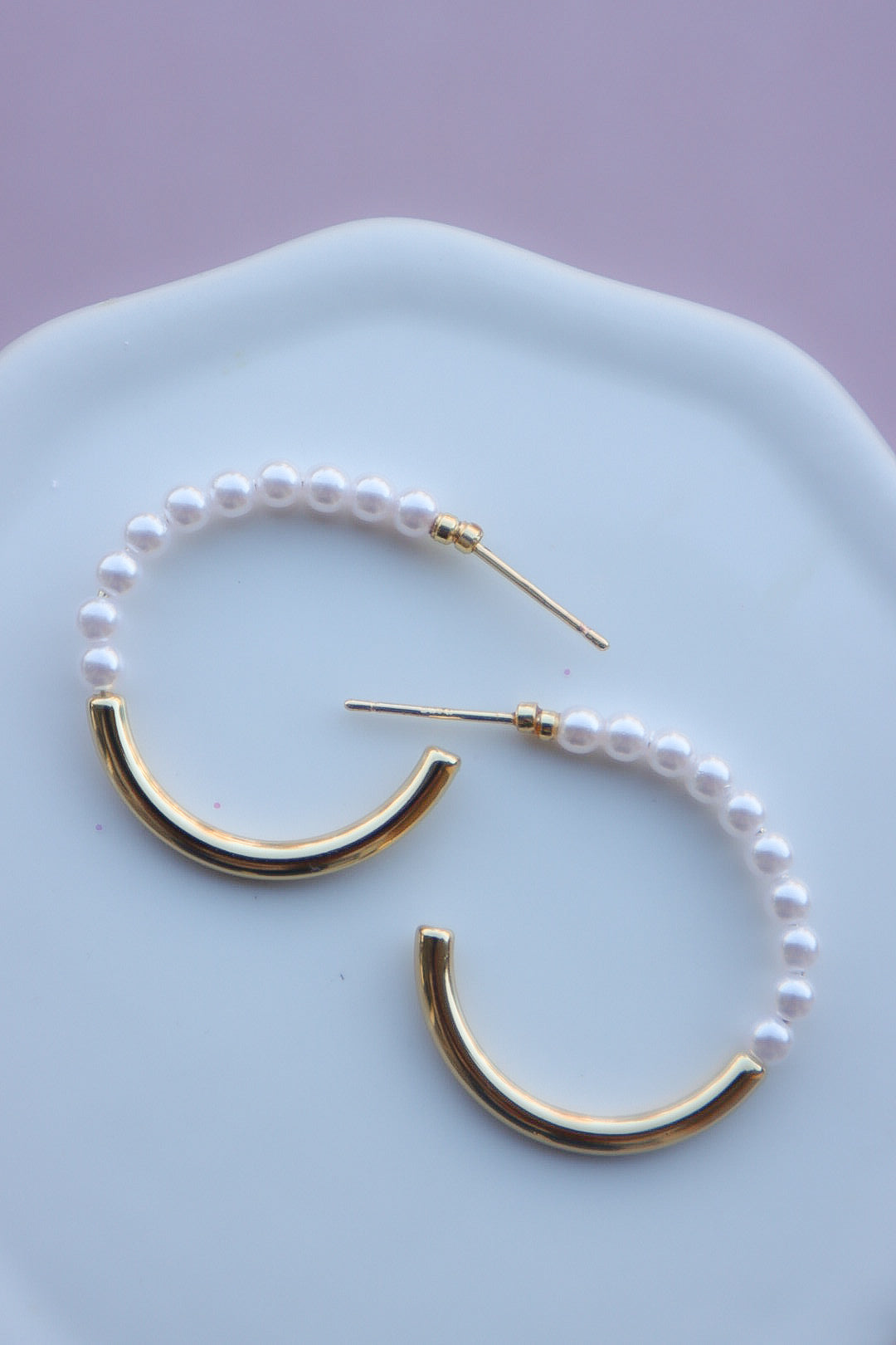 VALENTINE’S DAY Boutique | Half Pearl Hoops
