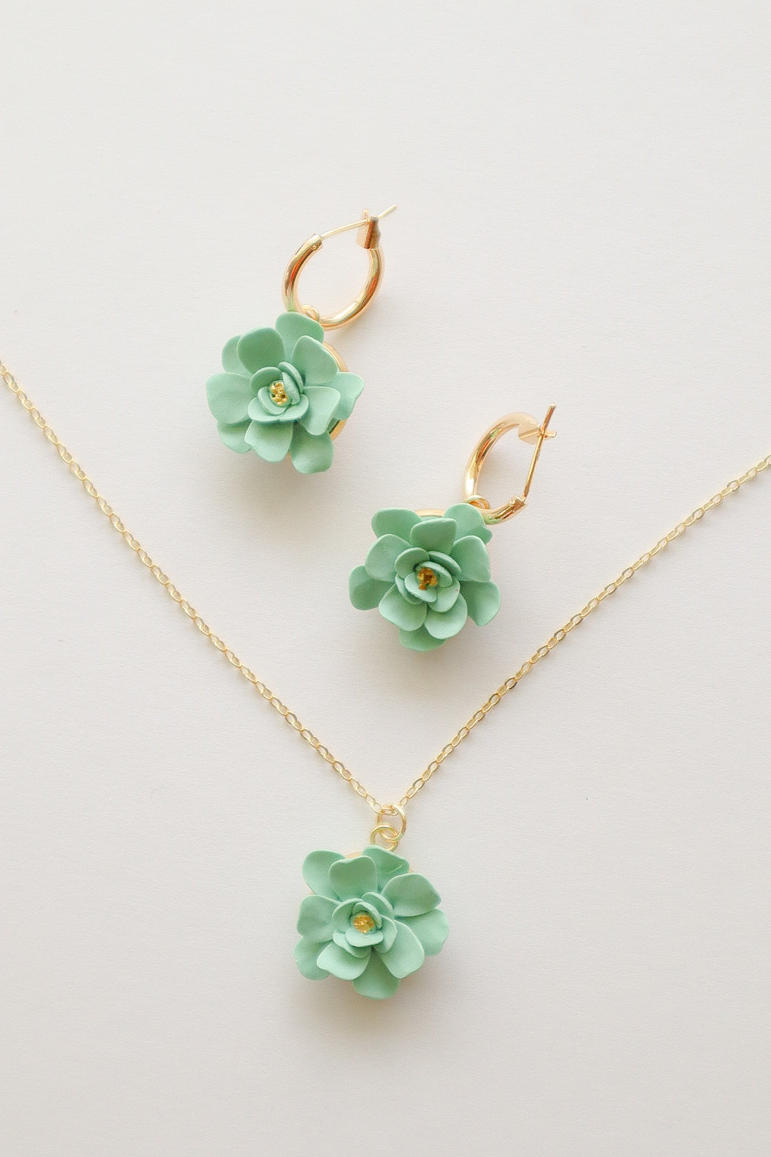 18k Gold Filled Seafoam Floral Necklace (16” + 2” extender)