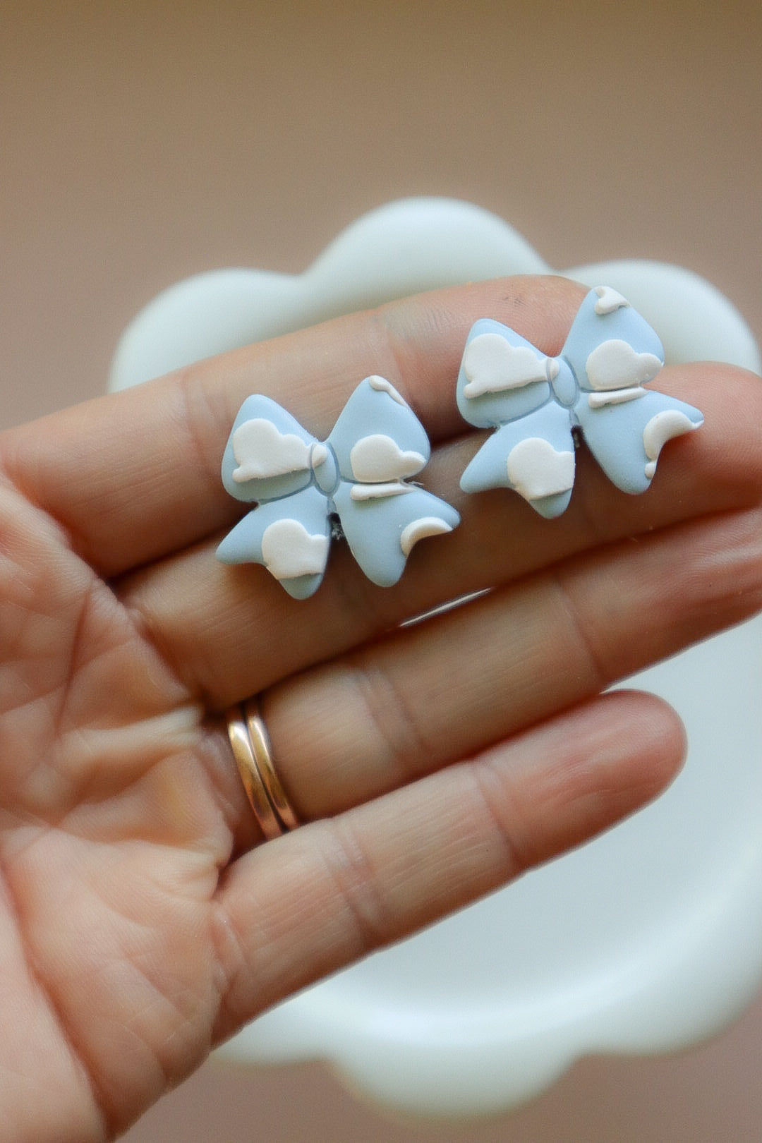 Cloud Bow Studs
