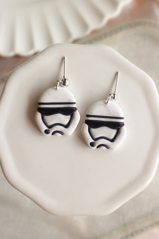 Trooper Dangles