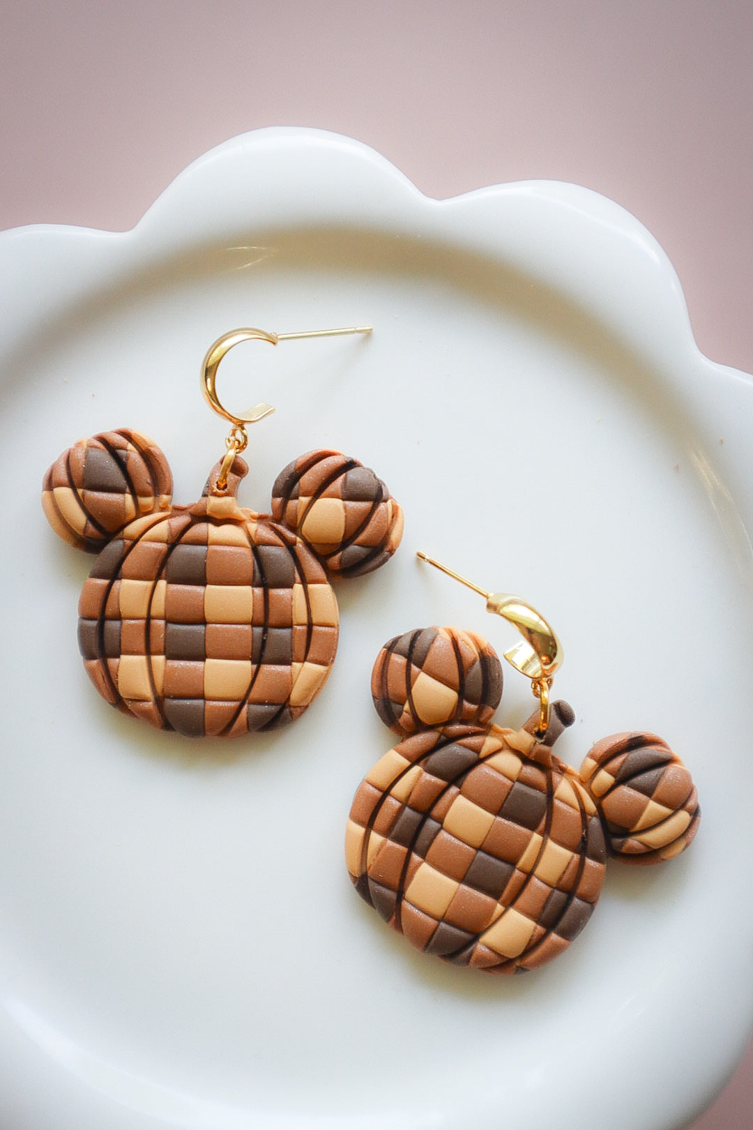 Brown Plaid Magical Mouse Pumpkin
