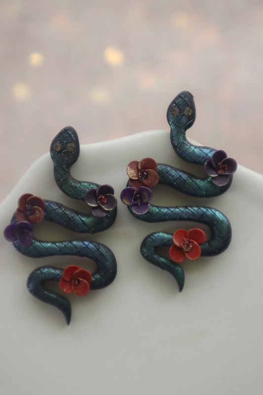 Reputation Snake | Studs