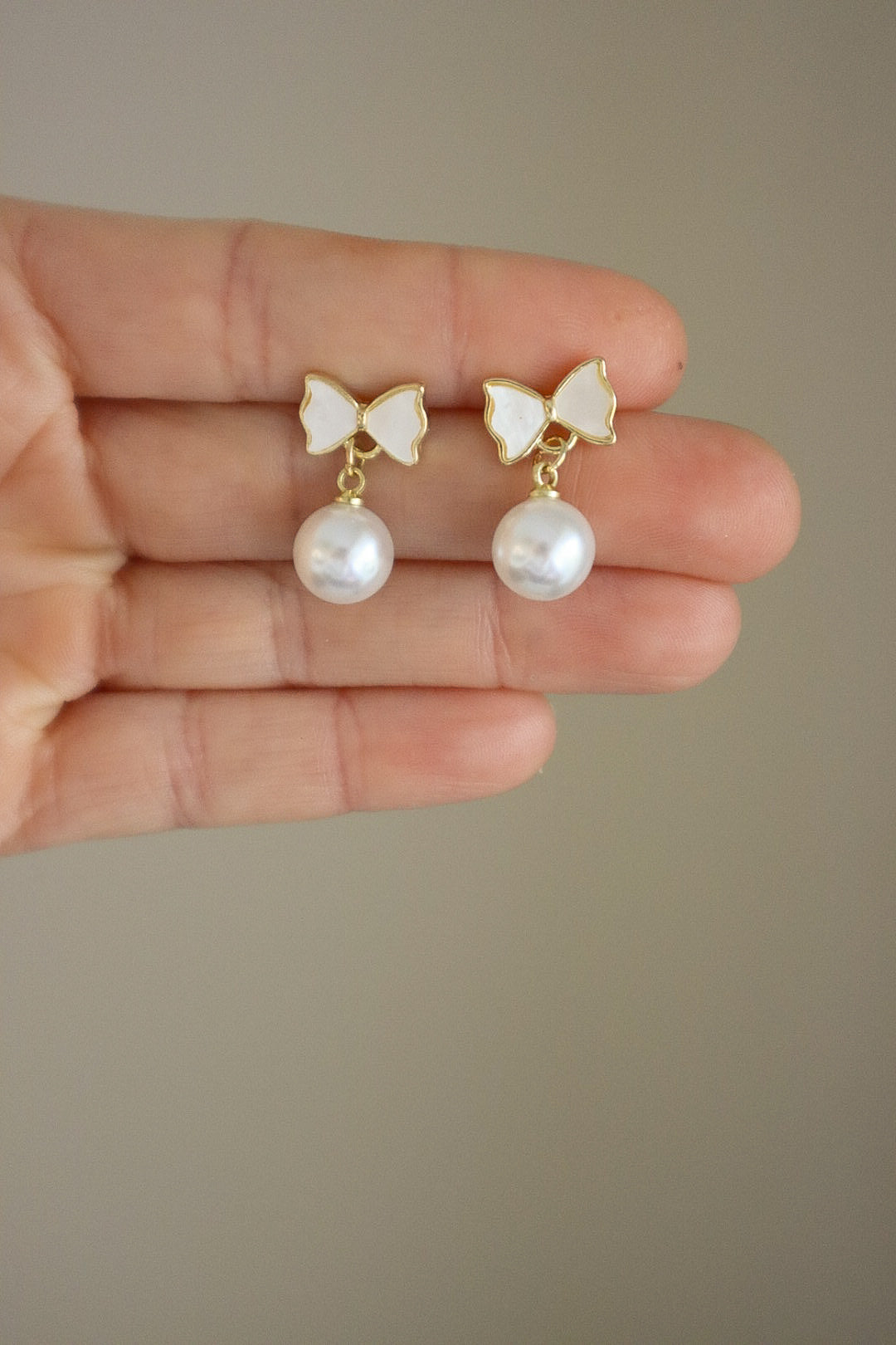 Boutique | Mini Drop Pearl Studs
