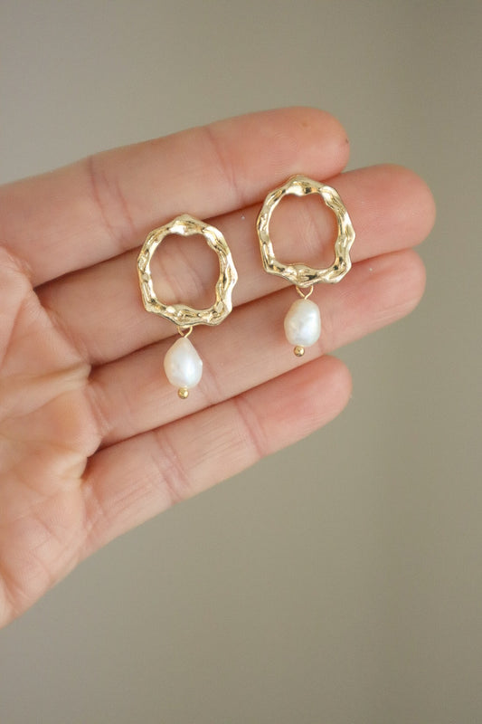 VALENTINE’S DAY Boutique | Organic Drop Pearl Studs