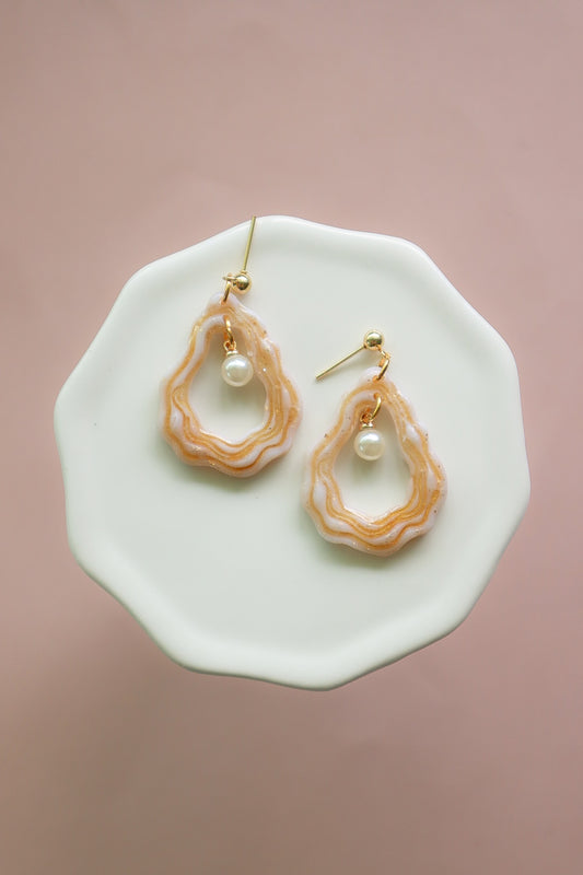 Pearl Marble Oyster Shell