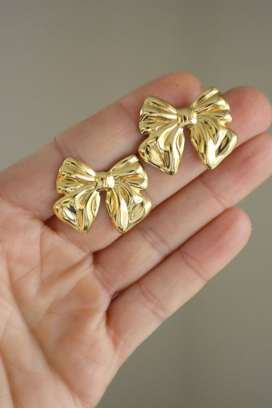 Boutique | Chubby Bow Studs