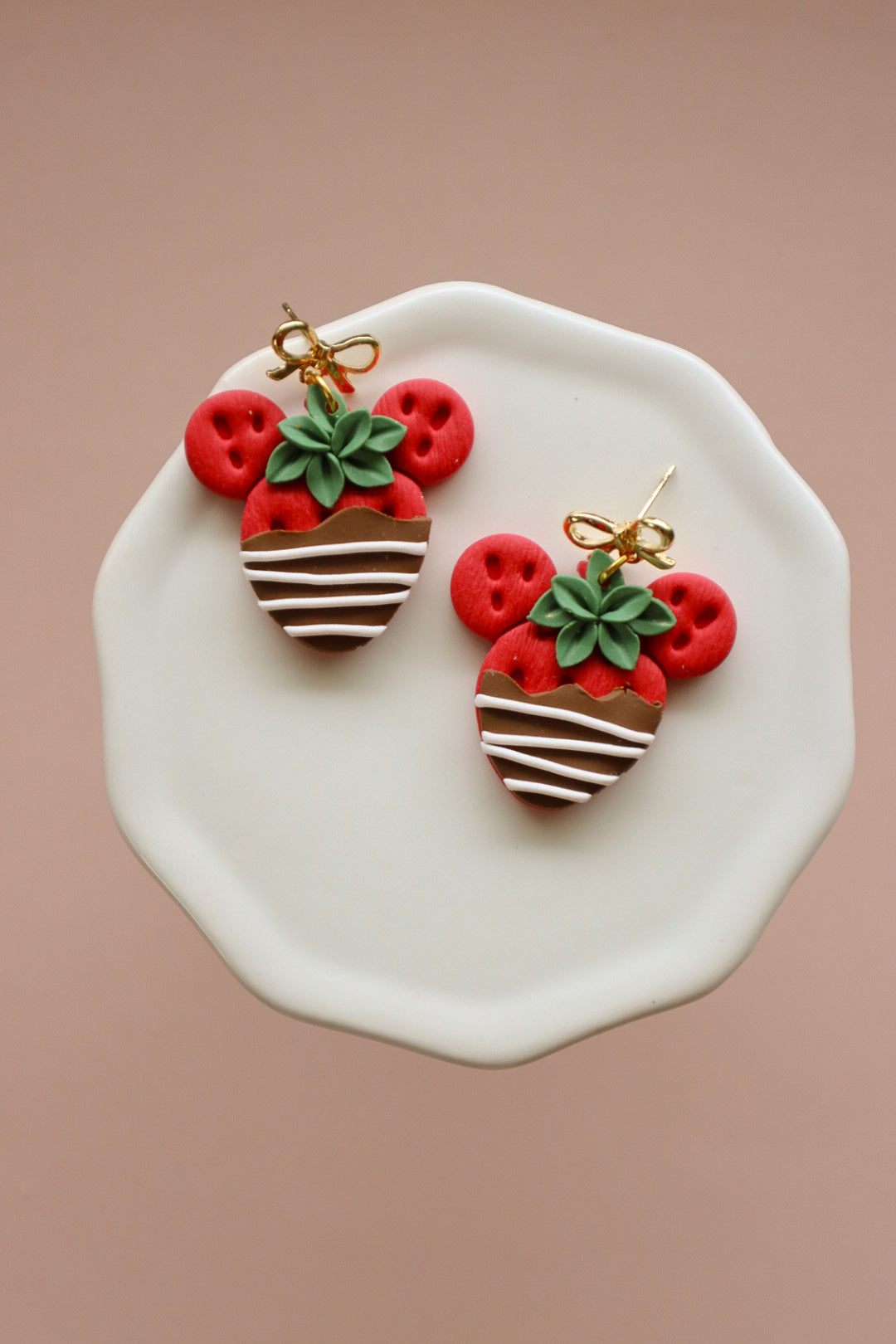 VALENTINE’S DAY | Magical Mouse Chocolate Covered Strawberry
