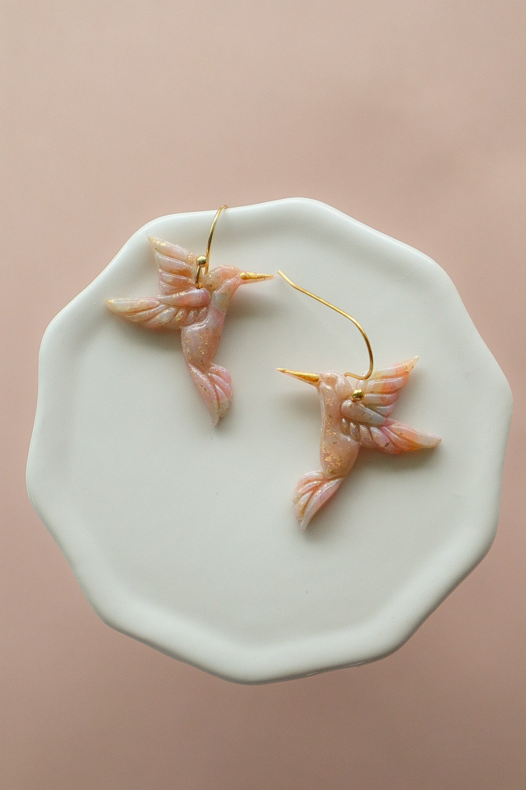 Pastel Marble Hummingbird