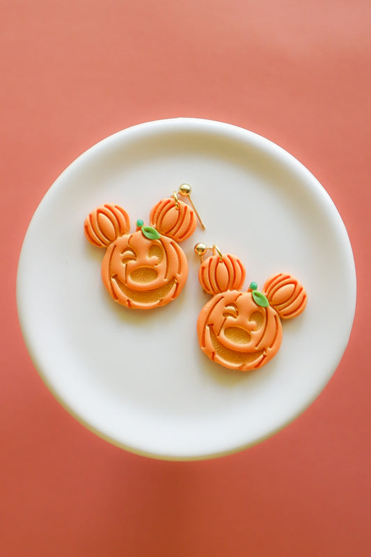Winking Magical Mouse Pumpkin