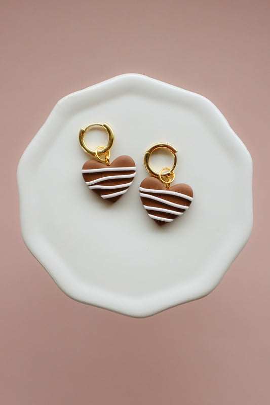 VALENTINE’S DAY | Chocolate Heart Charm Huggie