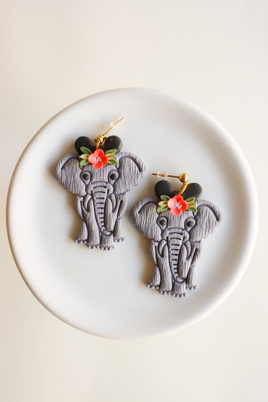 Safari Elephant