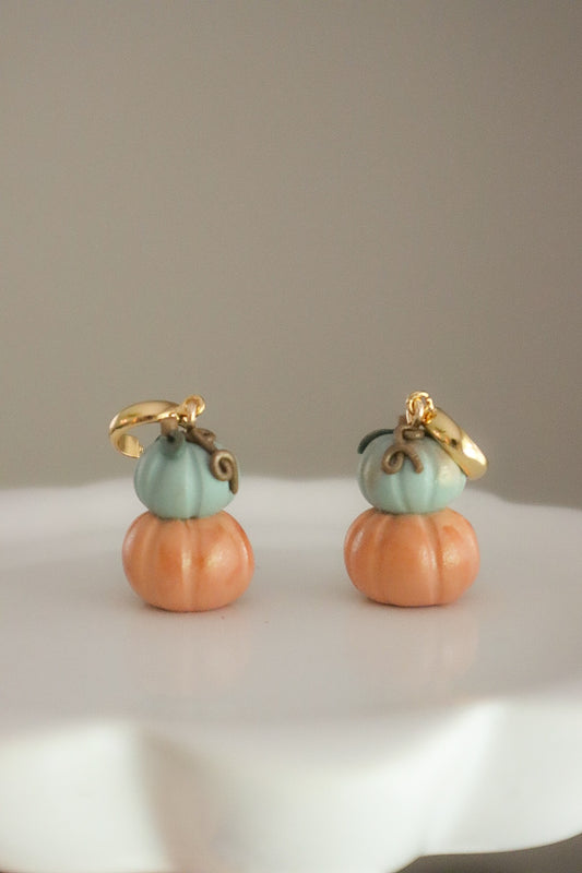 Pumpkin Stack Duo