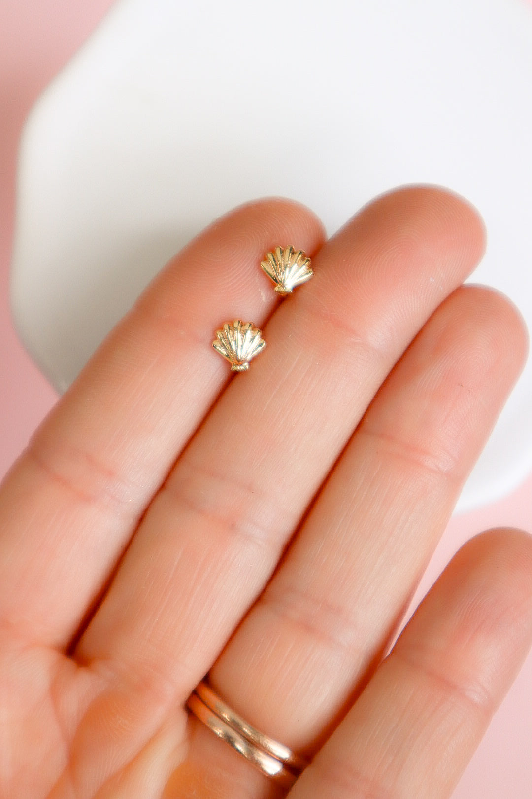Shell Studs