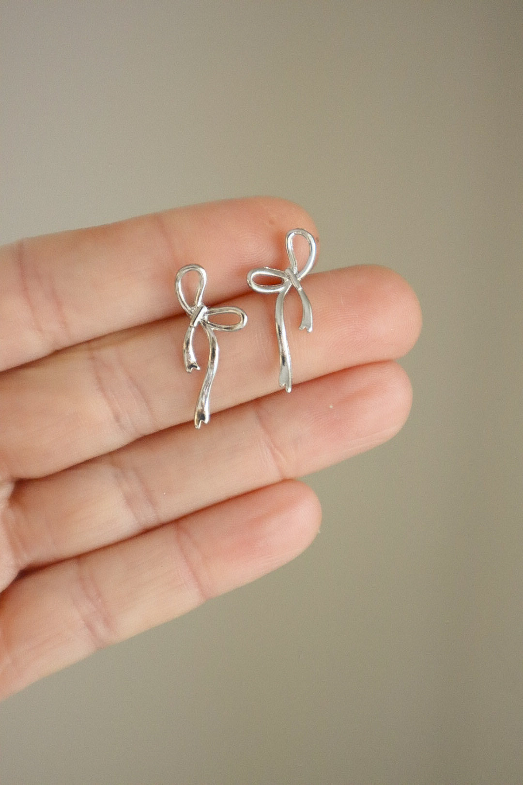 Mini Silver Bows