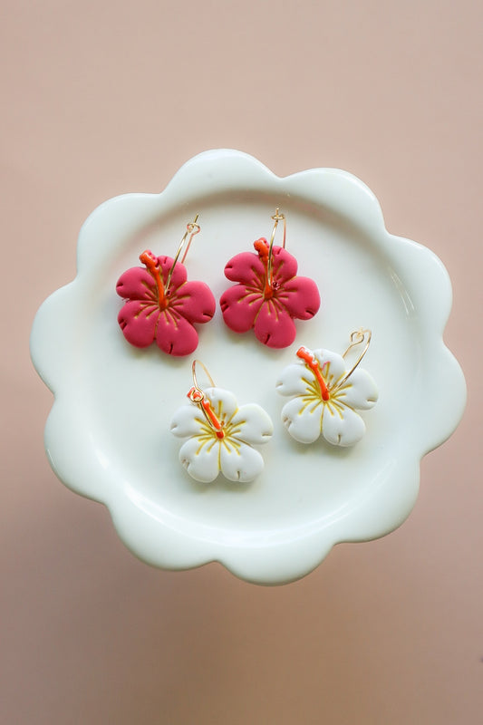 25mm Gold Hoop Hibiscus